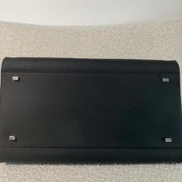 Authentic The Row Black Matte Grained Margaux 15 Leather Top-Handle Bag - Picture 3 of 11